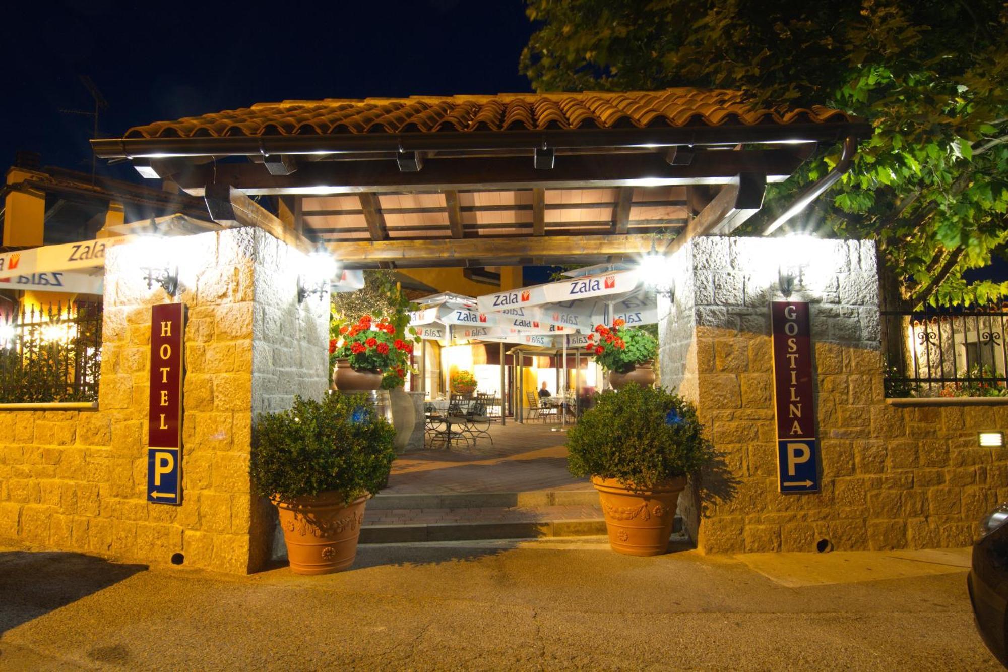 Boutique Hotel Grahor Sežana Exterior foto