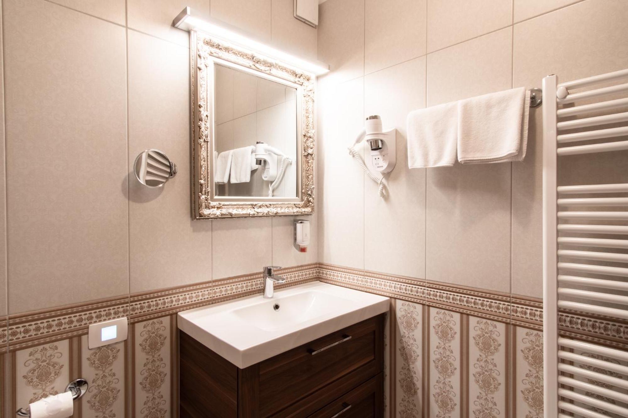 Boutique Hotel Grahor Sežana Cameră foto
